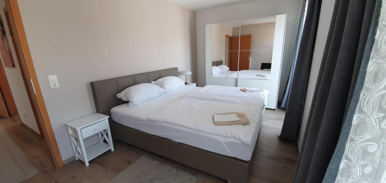 Outletcity Ferienwohnung 2 Metzingen  Ngoại thất bức ảnh