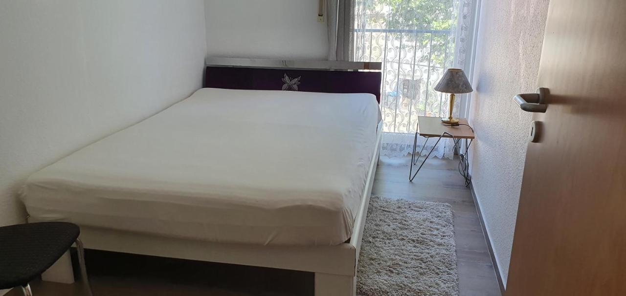 Outletcity Ferienwohnung 2 Metzingen  Ngoại thất bức ảnh